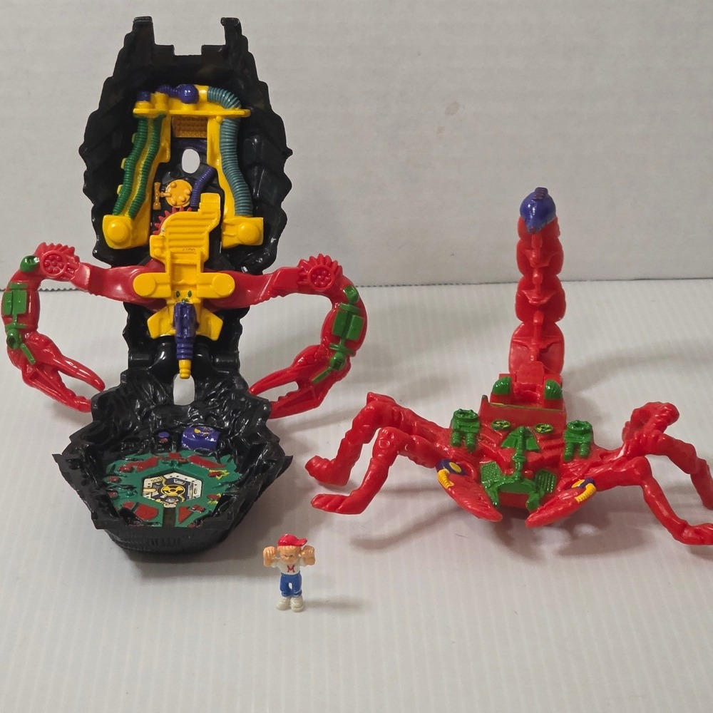 Bluebird Mighty Max Scorpion Playset OS Red Black Fair 1993 Doom Zone